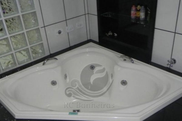 galeria-rc-banheira-de-canto-1296BA7881-BE9D-E254-F229-95316E278342.jpg