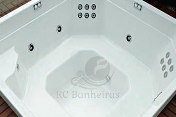 galeria-rc-banheira-spa-15EC7DF2ED-37D1-CC19-B553-48A0A21F914E.jpg